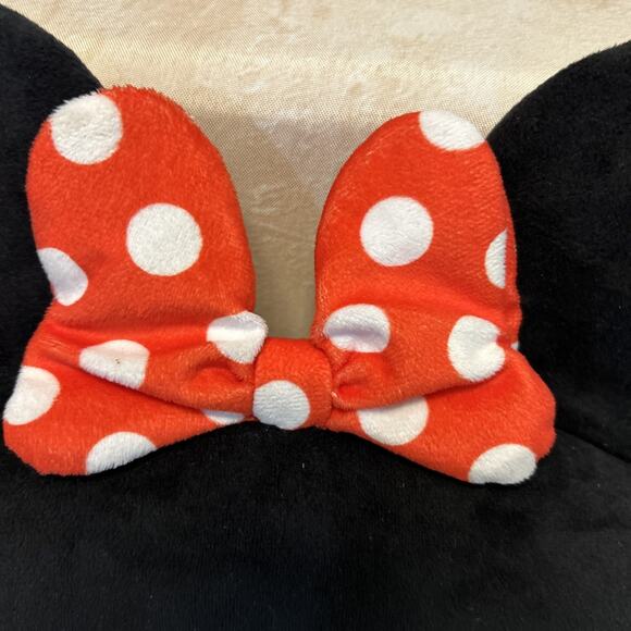 Disney Minnie Mouse Black W/ Red Bow HeadRest Neck Support Pillow Travel Pillow - Picture 4 of 6
